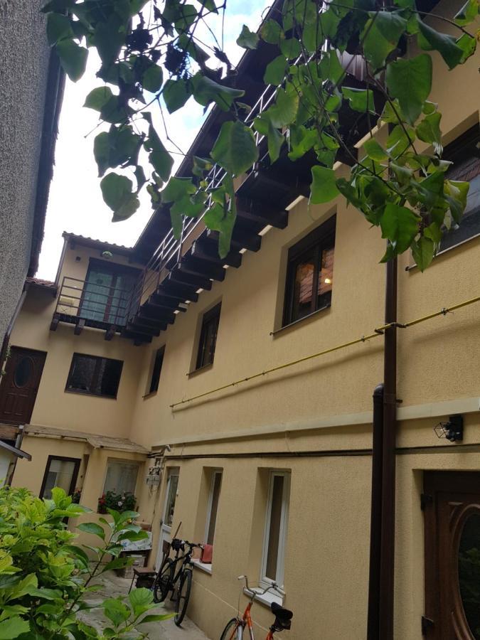 Duplex Marquis Apartment Брашов Екстериор снимка